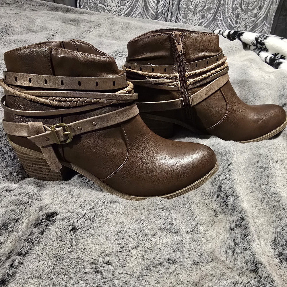 Brown Ankle Boots with Braided Straps